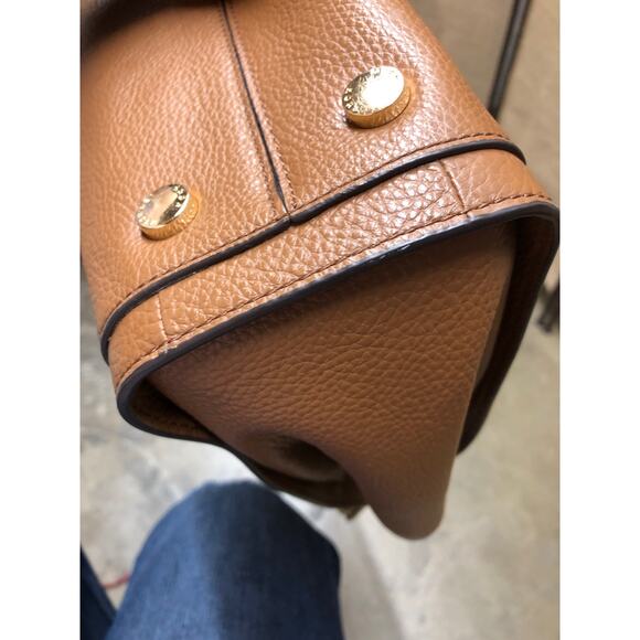 Michael Kors Tan Shoulder Bag - Picture 9 of 9